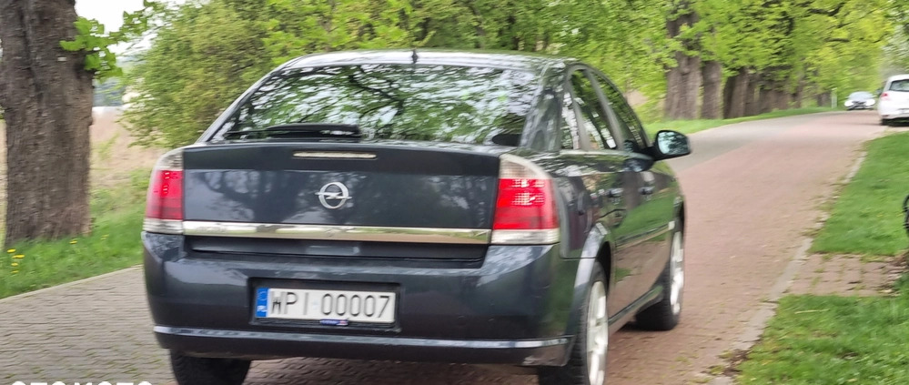 Opel Vectra cena 12900 przebieg: 250000, rok produkcji 2007 z Sianów małe 704